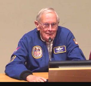 astronauta Charles Duke